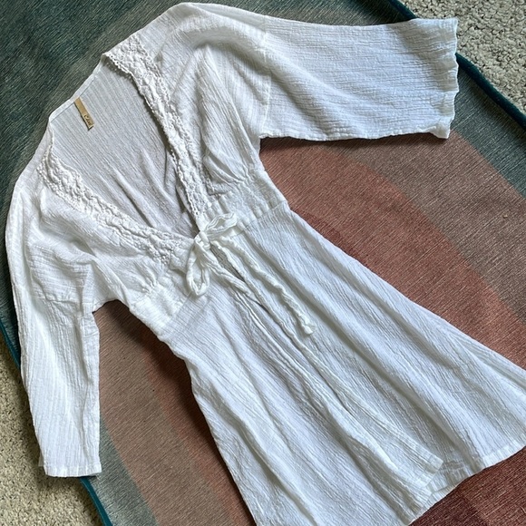 Elan Elegant White Lace Trim Swim Cover - Picture 9 of 12